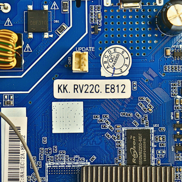 32 inch LED TV Universal Android Motherboard with Bluetooth and Voice Remote – KK.RV22C.E812